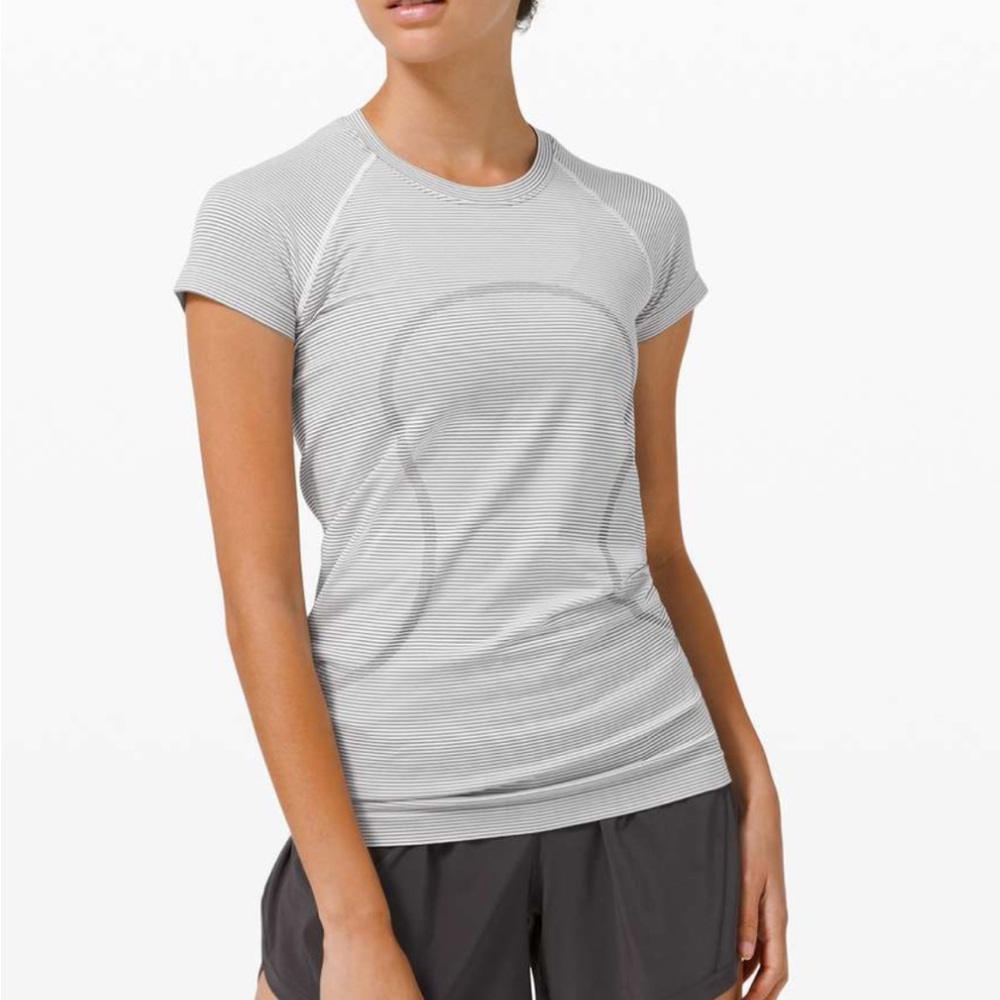 Lululemon Swiftly Tech top